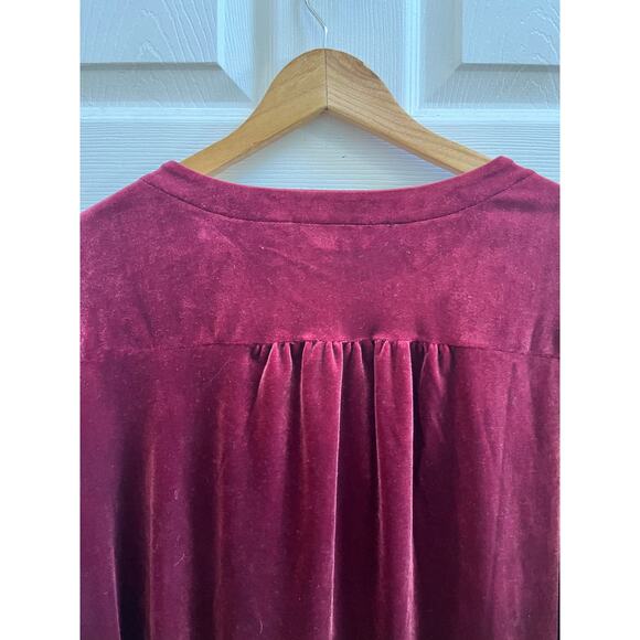 Lands End Rich Burgundy Velvet V Neck Long Sleeve Button Down Blouse Size 3X - Picture 9 of 12
